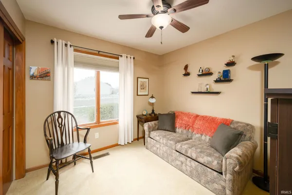 $287,590 | 811 Falcon Creek Parkway, Fort Wayne, IN 46845
