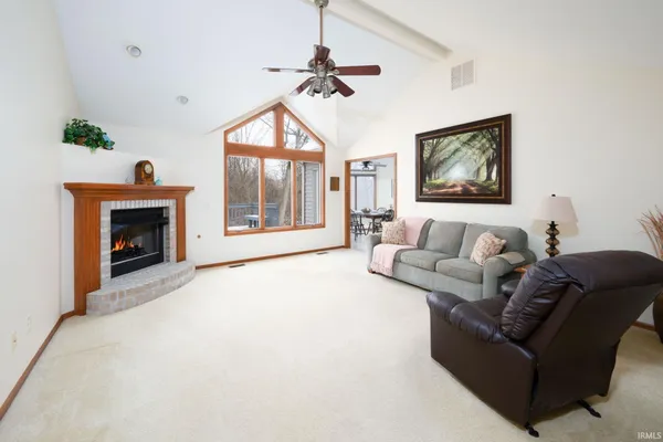 $287,590 | 811 Falcon Creek Parkway, Fort Wayne, IN 46845