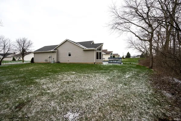 $287,590 | 811 Falcon Creek Parkway, Fort Wayne, IN 46845