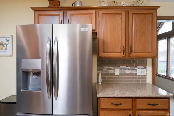 $287,590 | 811 Falcon Creek Parkway, Fort Wayne, IN 46845