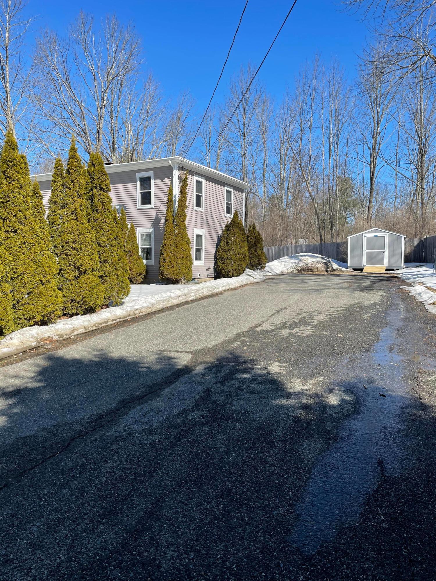 321 Blue Road Monmouth, ME 04259 - Photo 3 of 45 4
