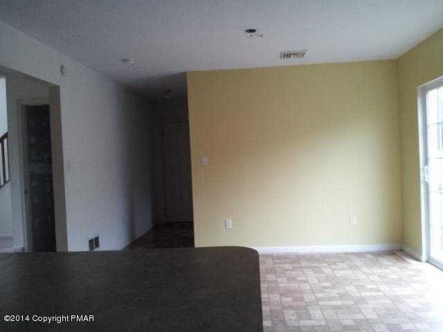1159 Clover Road Long Pond, PA 18334 - Photo 5 of 19 Dining Area