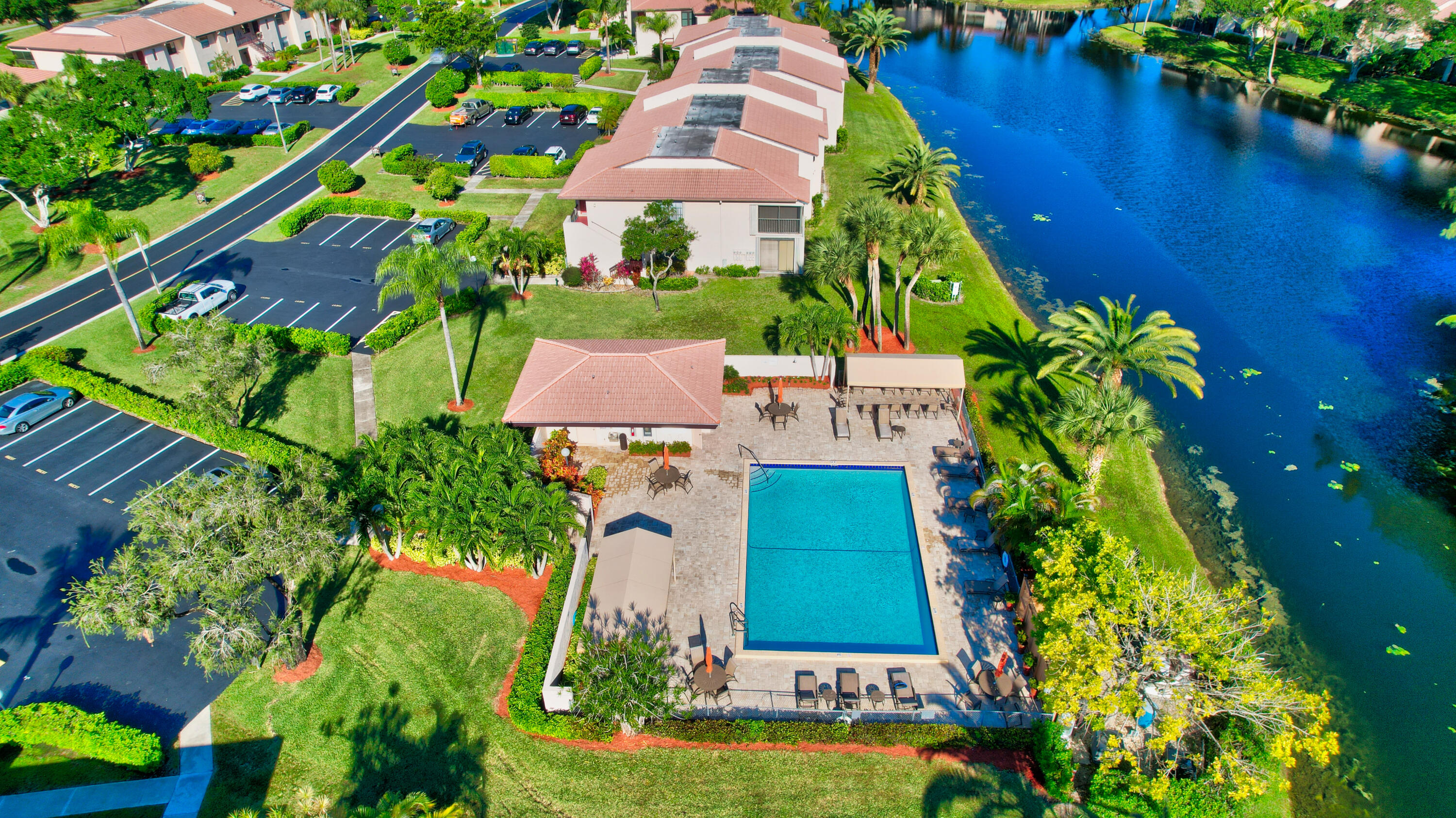 9276 Vista Del Lago, Unit 30B Boca Raton, FL 33428 - Photo 32 of 39 COMMUNITY POOL