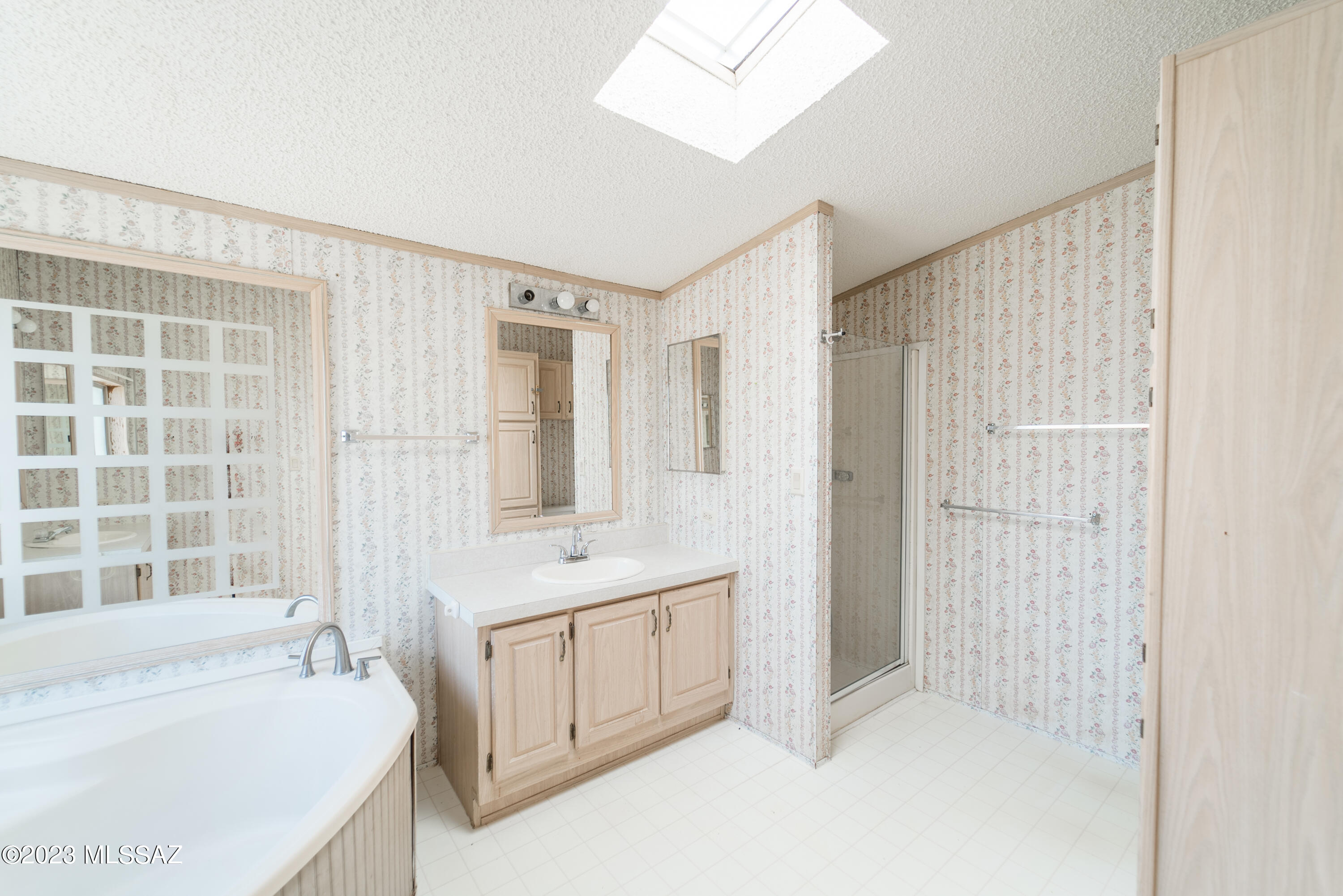 16762 West Whitewing Way Marana, AZ 85653 - Photo 12 of 29