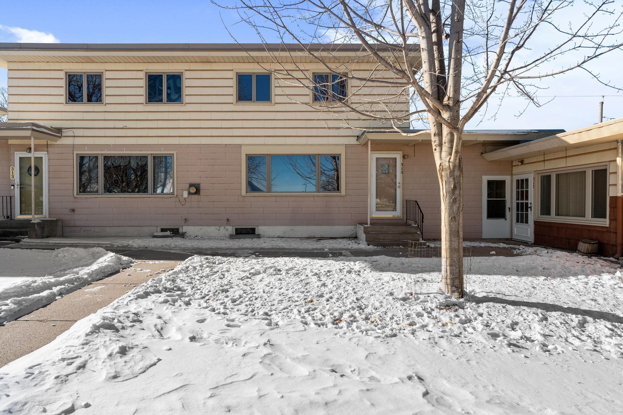 315 14th Street Northwest Austin, MN 55912 - Photo 2 of 21