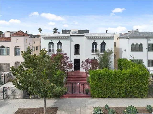 $439,999 | 211 South Berendo Street, Unit 3, Los Angeles, CA 90004