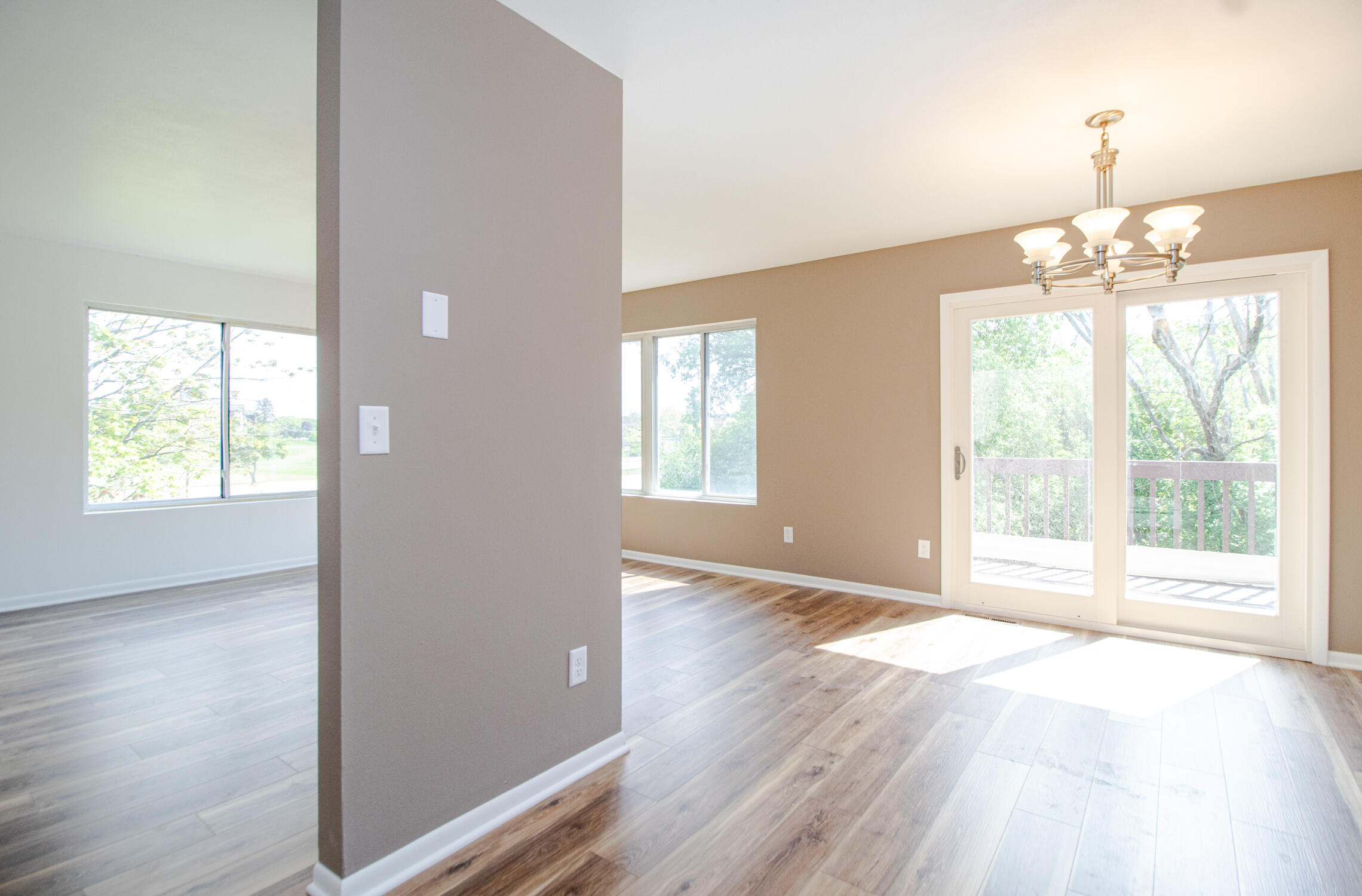 1410 South River Road New Berlin, WI 53151 - Photo 18 of 41 Dinette and Living Room