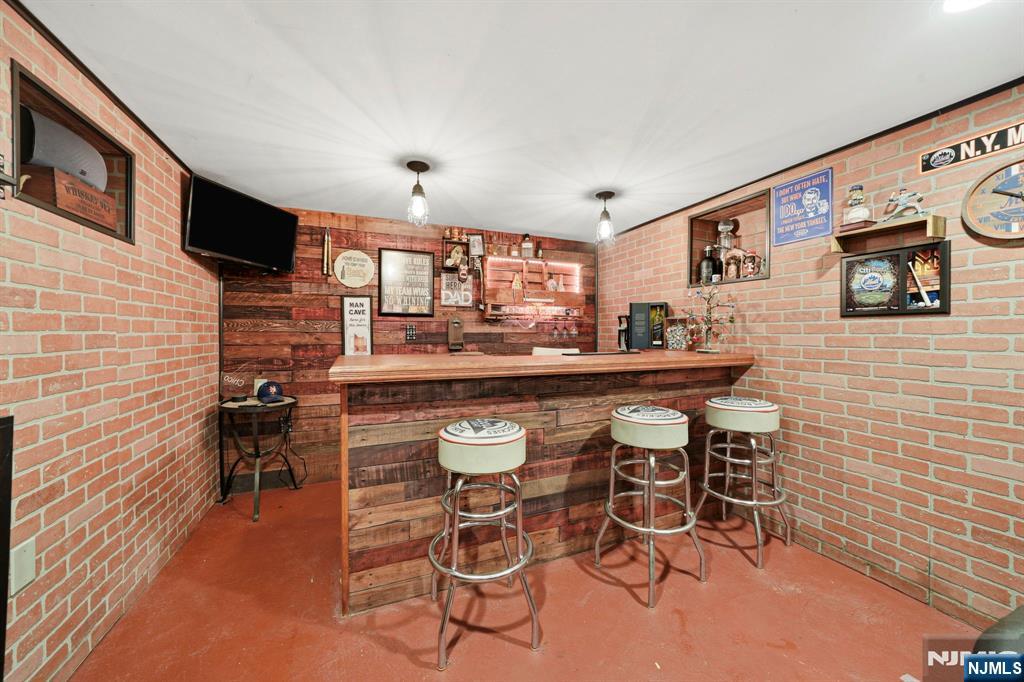 22 Federal Hill Road Pompton Lakes, NJ 07442 - Photo 27 of 40