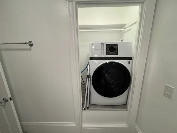$3,575 | 35 Cameron Avenue, Unit 2, Somerville, MA 02144