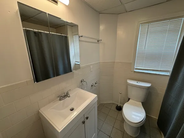 $3,575 | 35 Cameron Avenue, Unit 2, Somerville, MA 02144