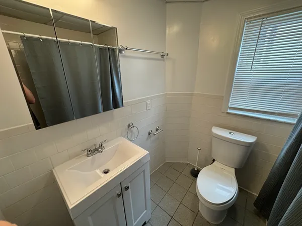 $3,575 | 35 Cameron Avenue, Unit 2, Somerville, MA 02144