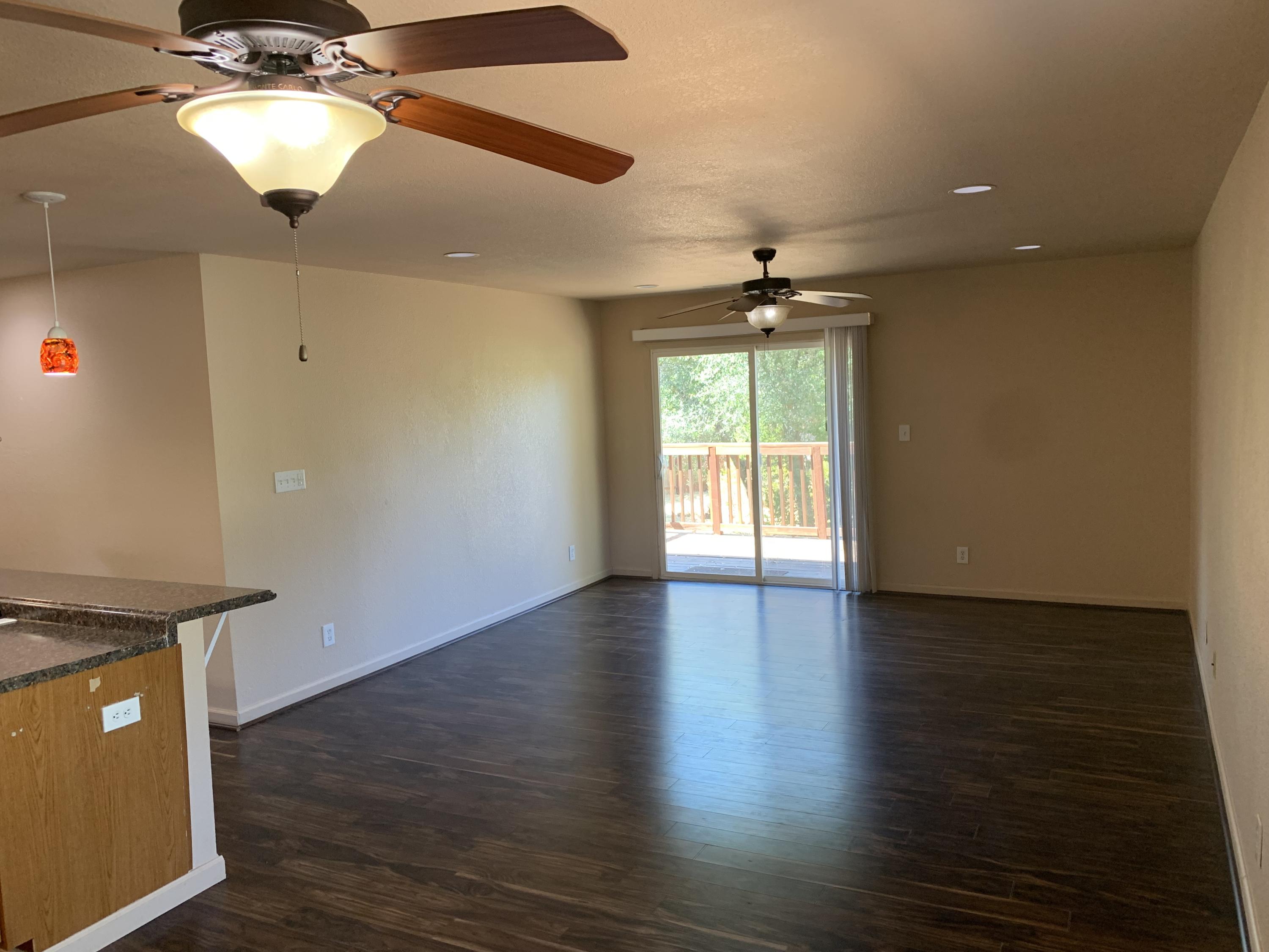 1186 Echo Road Redding, CA 96002 - Photo 6 of 21 IMG_4011