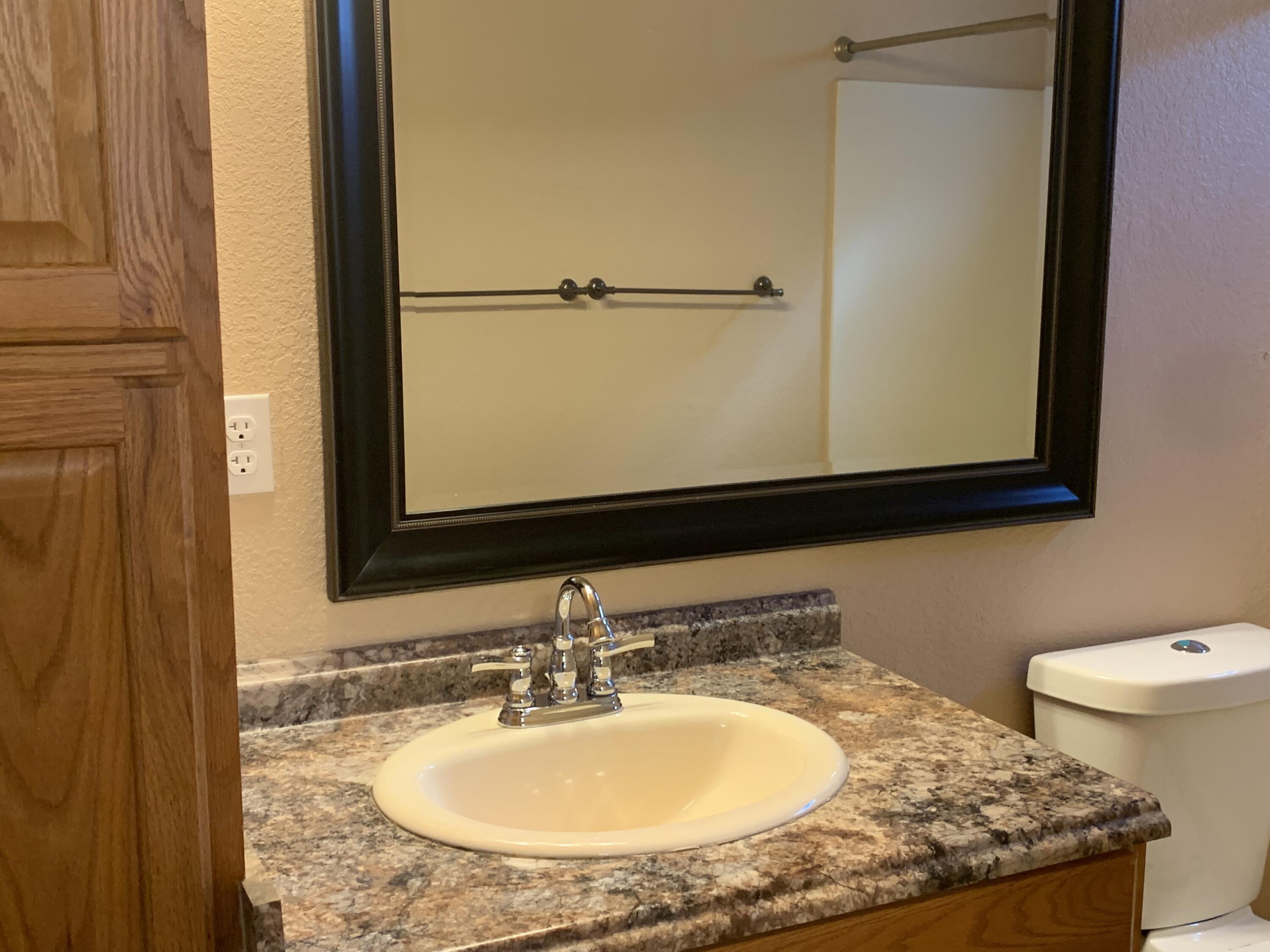 1186 Echo Road Redding, CA 96002 - Photo 10 of 21 IMG_4015