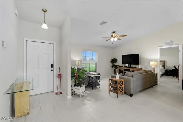 $340,000 | 221 Southwest 13th Court, Cape Coral, FL 33991
