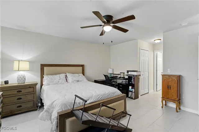 $340,000 | 221 Southwest 13th Court, Cape Coral, FL 33991