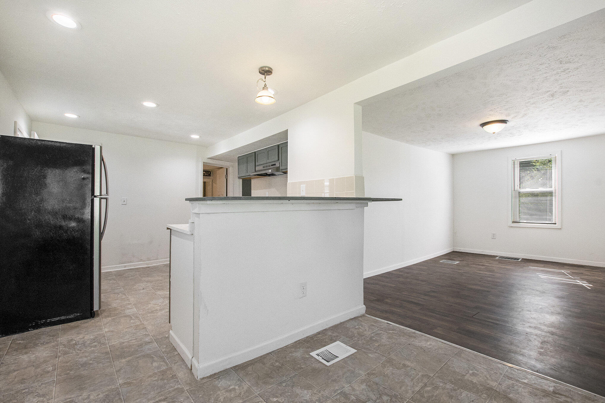 16967 Jones Lake Road Lansing, MI 48906 - Photo 11 of 15 11