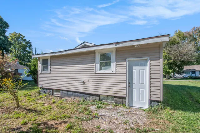 $120,000 | 16967 Jones Lake Road, Lansing, MI 48906