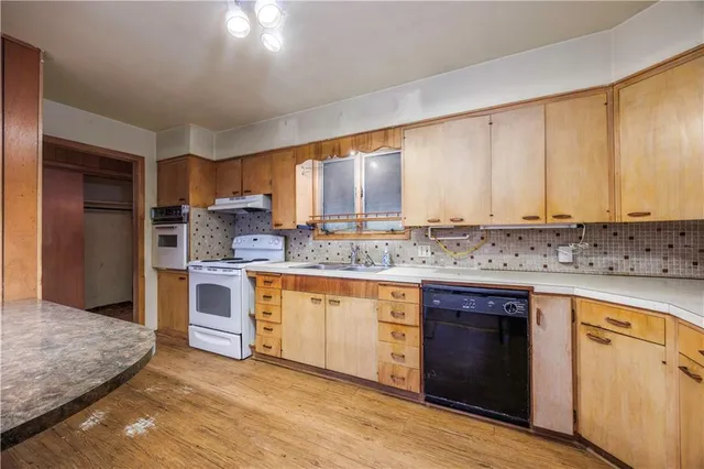 $42,000 | 1116 North 3rd Street, Fredonia, KS 66736