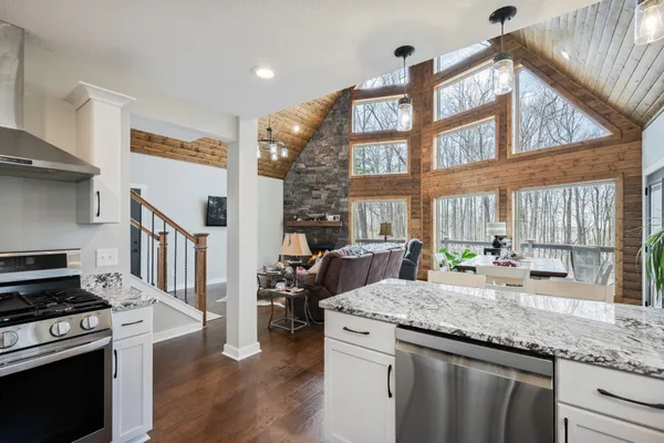 $689,900 | 196 Sportsman Cove, Huntingdon, TN 38344