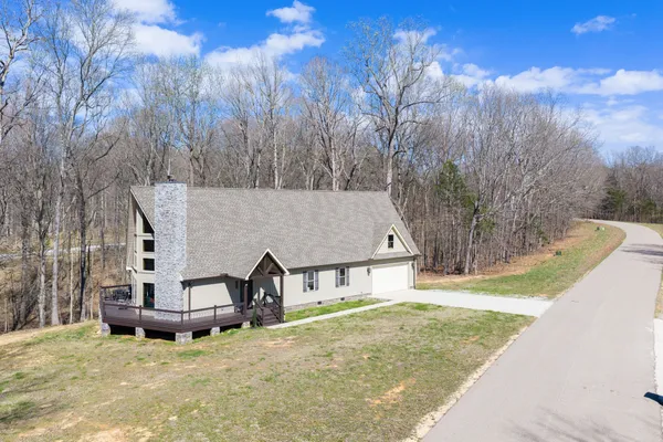 $689,900 | 196 Sportsman Cove, Huntingdon, TN 38344