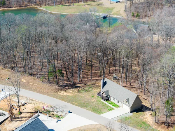 $689,900 | 196 Sportsman Cove, Huntingdon, TN 38344