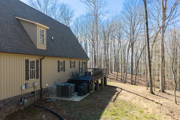 $689,900 | 196 Sportsman Cove, Huntingdon, TN 38344