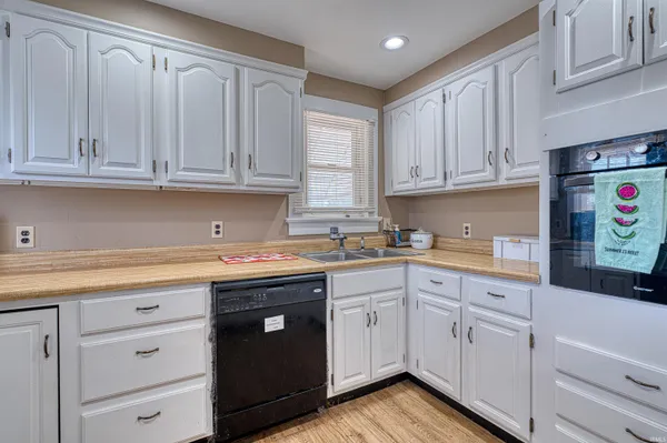 $175,000 | 1400 North Boeke Road, Evansville, IN 47711