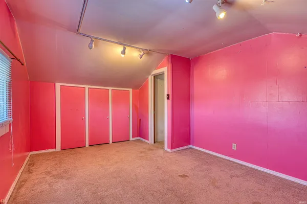 $175,000 | 1400 North Boeke Road, Evansville, IN 47711