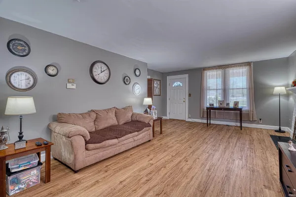 $175,000 | 1400 North Boeke Road, Evansville, IN 47711