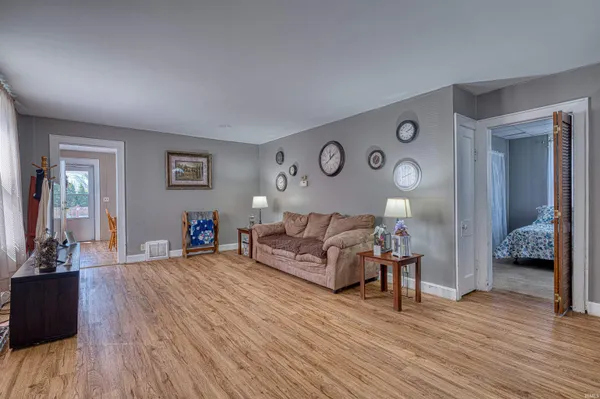 $175,000 | 1400 North Boeke Road, Evansville, IN 47711