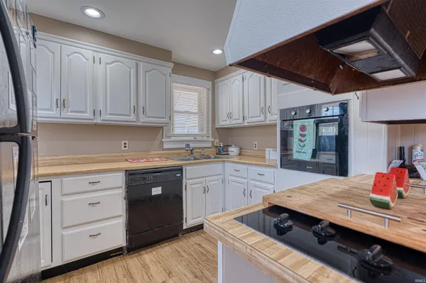 $175,000 | 1400 North Boeke Road, Evansville, IN 47711