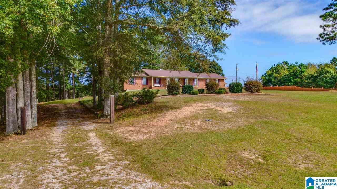 697 County Road 428 Clanton, AL 35045 - Photo 4 of 50