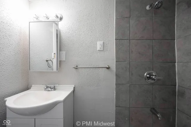 $119,900 | 2909 Station Street, Indianapolis, IN 46218