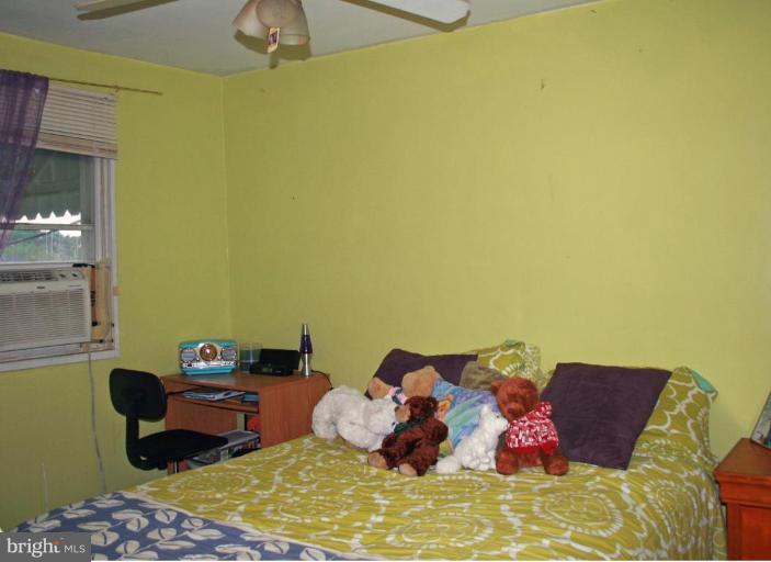 4120 Mountwood Road Baltimore, MD 21229 - Photo 8 of 13 Bedroom #2