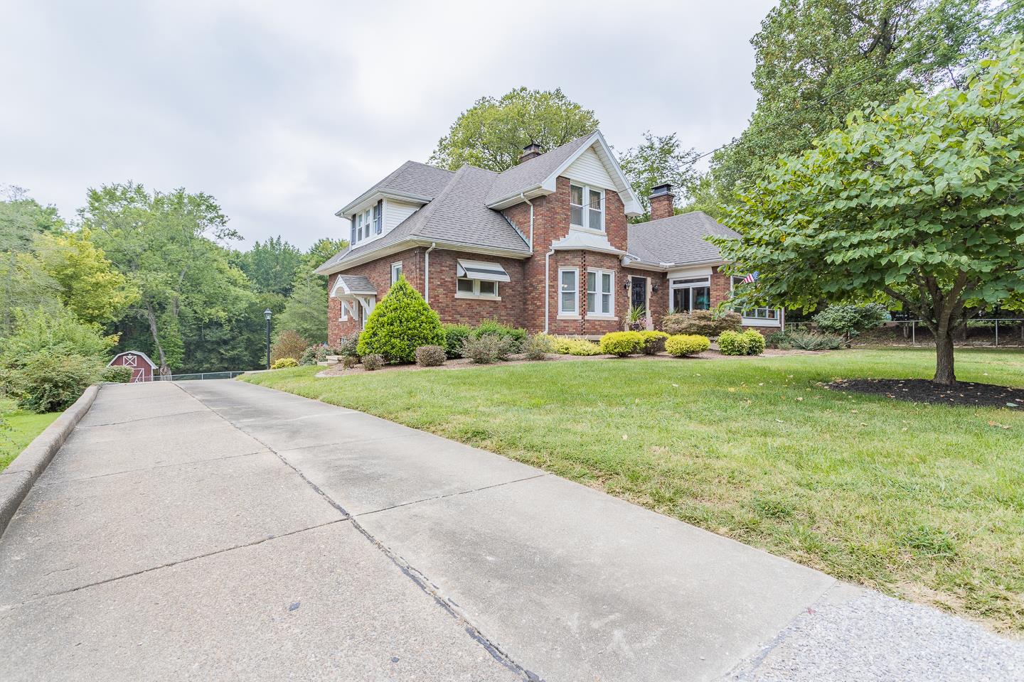 5112 Stringtown Road Evansville, IN 47711 - Photo 2 of 36 Gallery Image 2