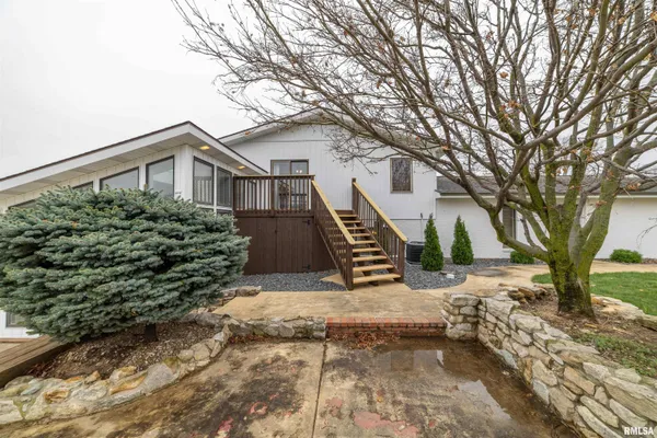 $365,000 | 1431 Donlee Street, Quincy, IL 62305