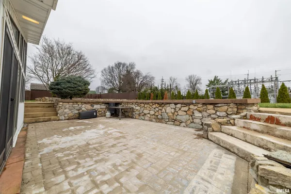 $354,000 | 1431 Donlee Street, Quincy, IL 62305