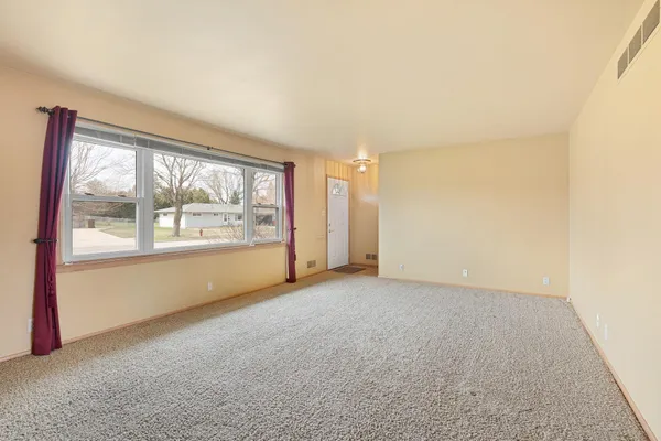 $234,900 | 2005 11th Street Southwest, Austin, MN 55912