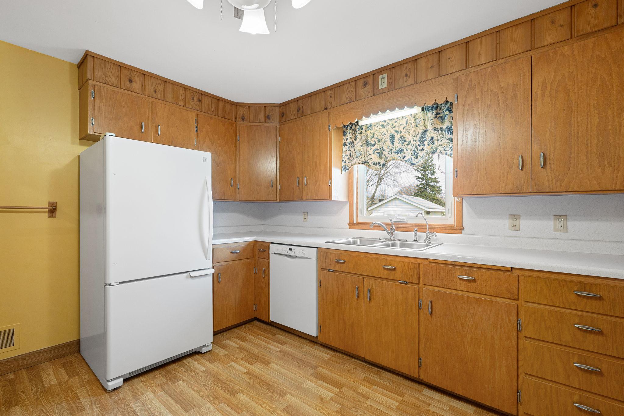 2005 11th Street Southwest Austin, MN 55912 - Photo 20 of 42