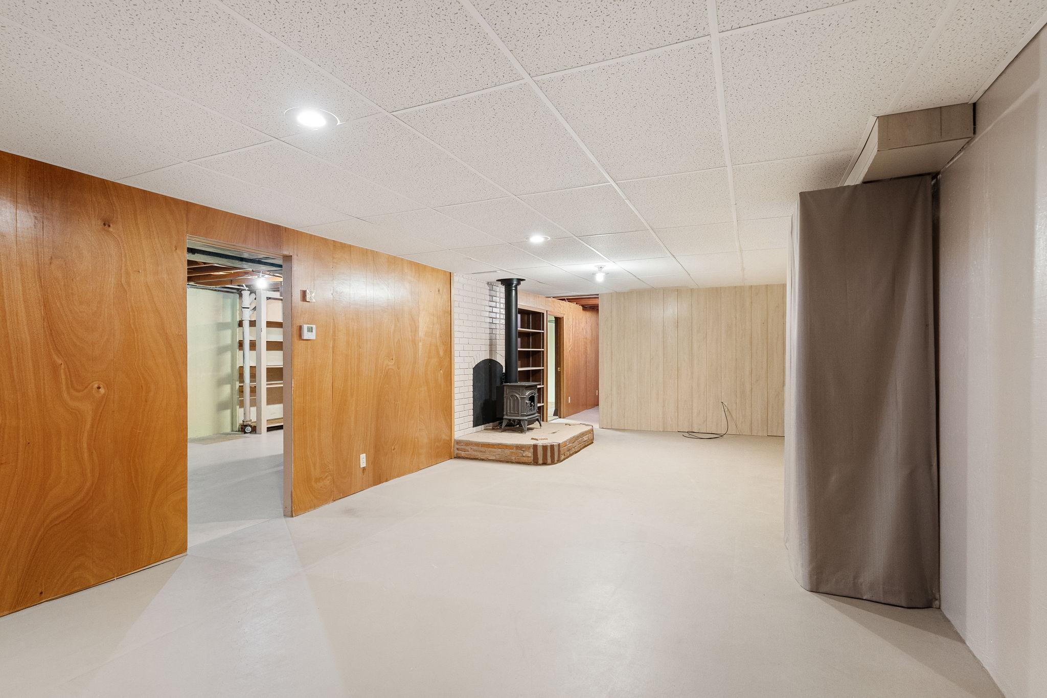 2005 11th Street Southwest Austin, MN 55912 - Photo 33 of 42