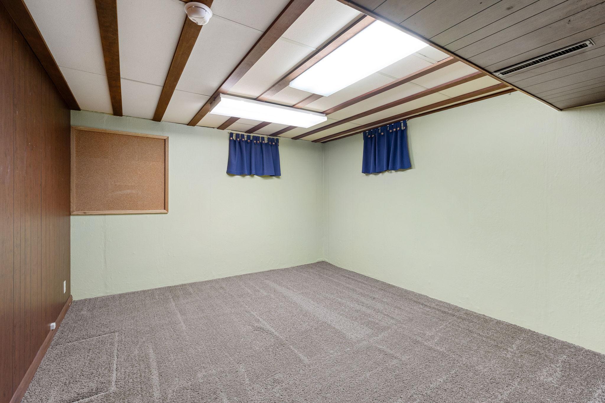 2005 11th Street Southwest Austin, MN 55912 - Photo 37 of 42