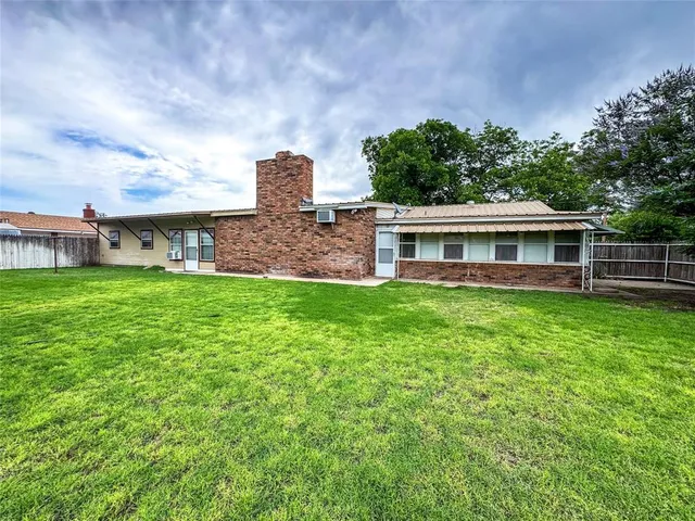 $240,000 | 1001 North Ave H, Haskell, TX 79521