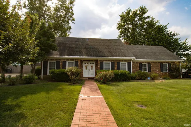 $435,500 | 501 Oriole Drive, Evansville, IN 47715