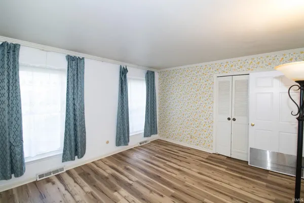 $420,000 | 501 Oriole Drive, Evansville, IN 47715