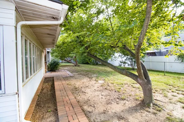 $420,000 | 501 Oriole Drive, Evansville, IN 47715