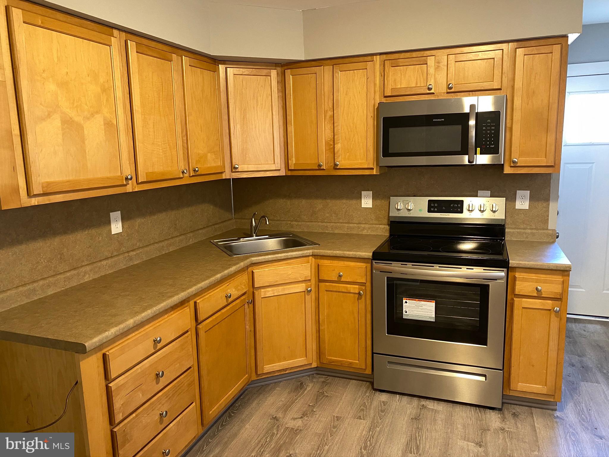 894 Tanyard Road Woodbury, NJ 08096 - Photo 13 of 18 Gallery Image 13