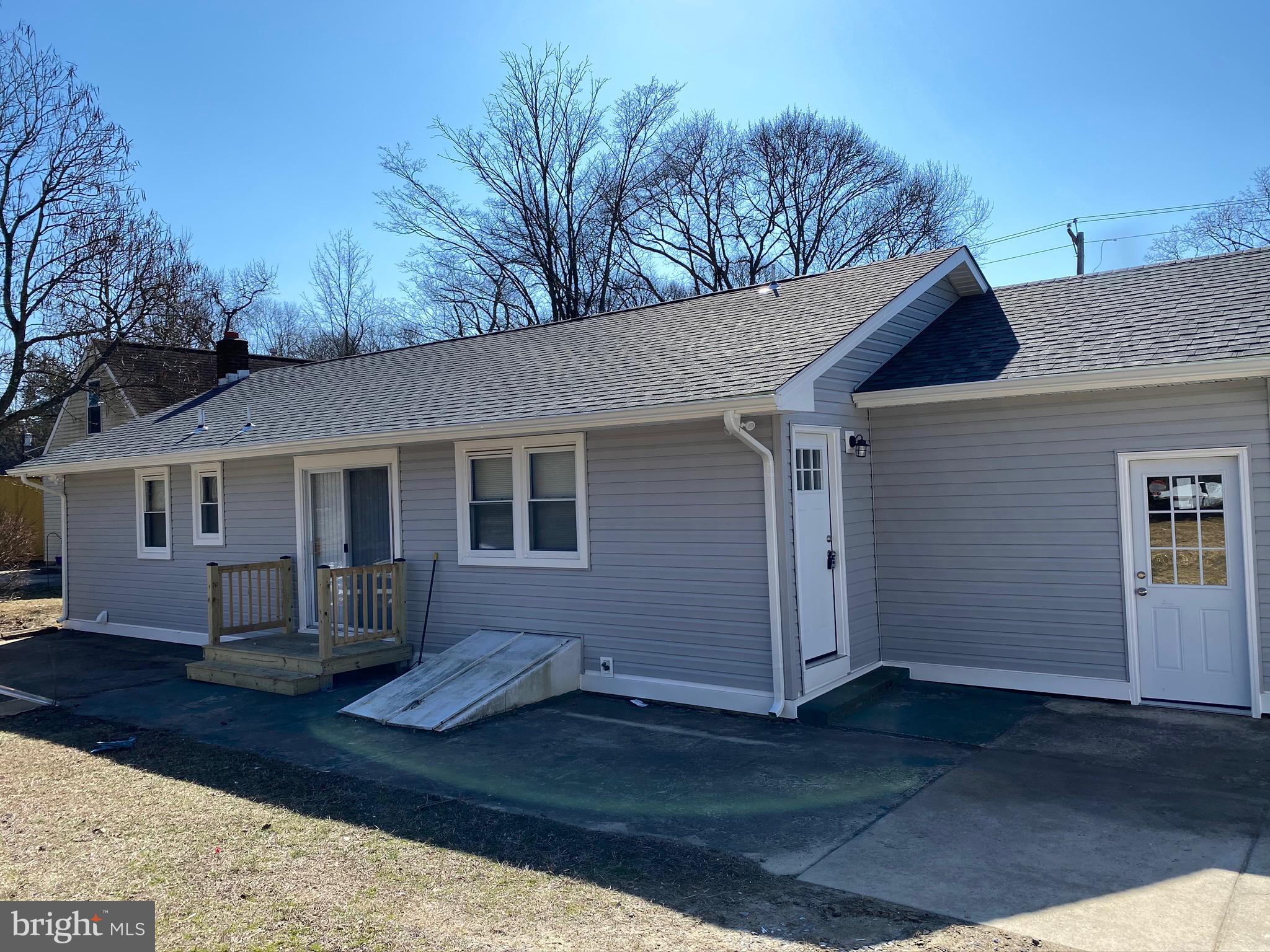 894 Tanyard Road Woodbury, NJ 08096 - Photo 8 of 18 Gallery Image 8