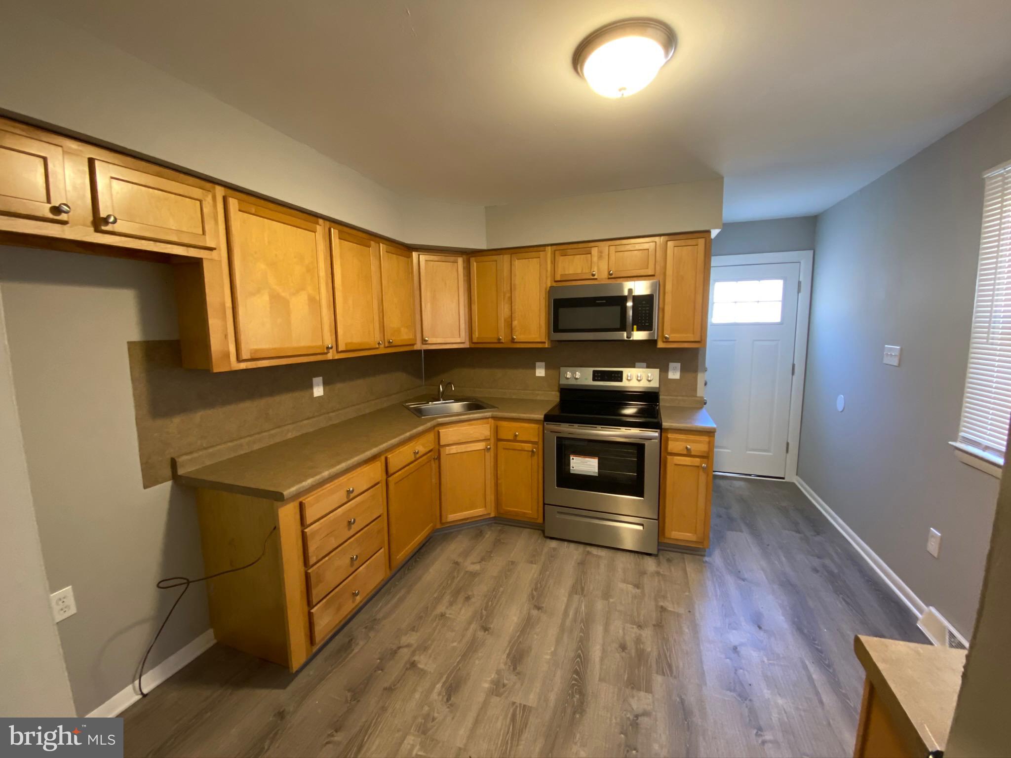 894 Tanyard Road Woodbury, NJ 08096 - Photo 10 of 18 Gallery Image 10