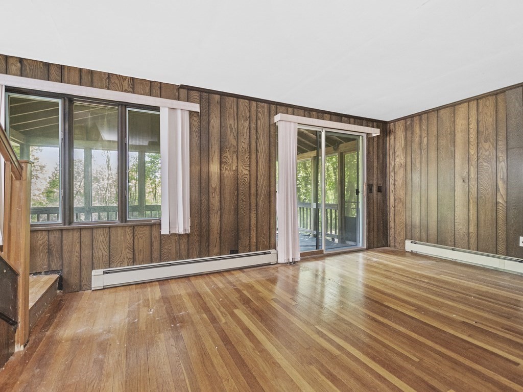 156 Hardy Pond Road Waltham, MA 02451 - Photo 12 of 39