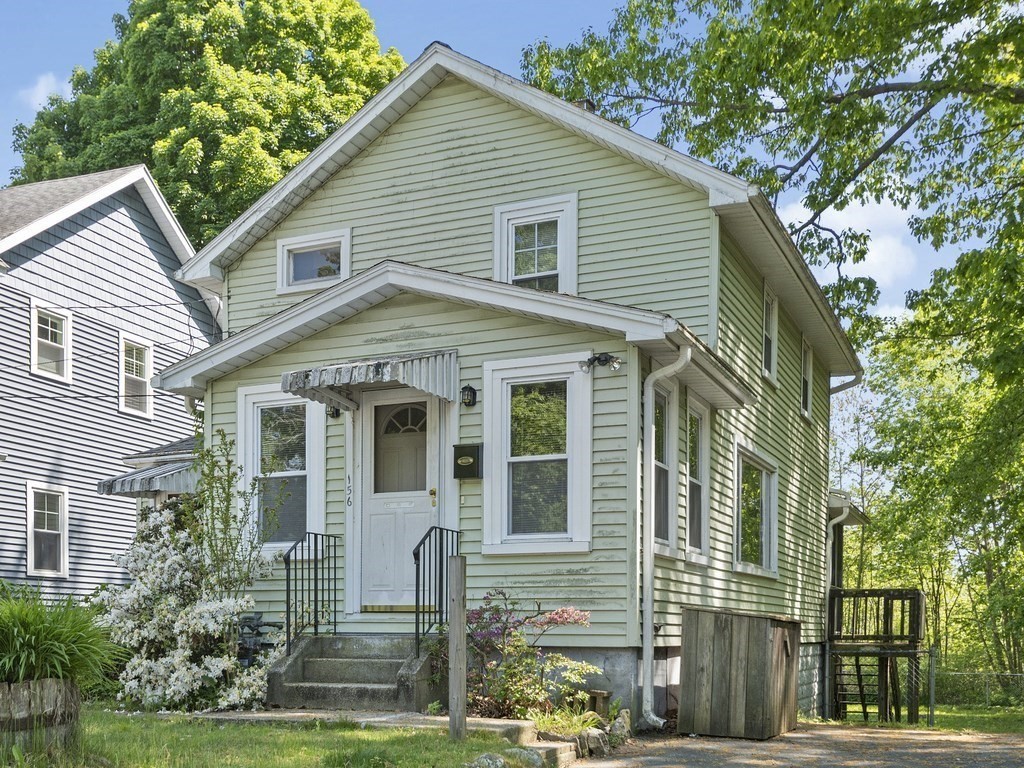 156 Hardy Pond Road Waltham, MA 02451 - Photo 2 of 39